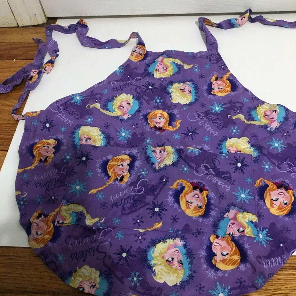 Handmade frozen Anna Elsa apron &‎ Pink Kids' Apron & hat Set cooking baking fun